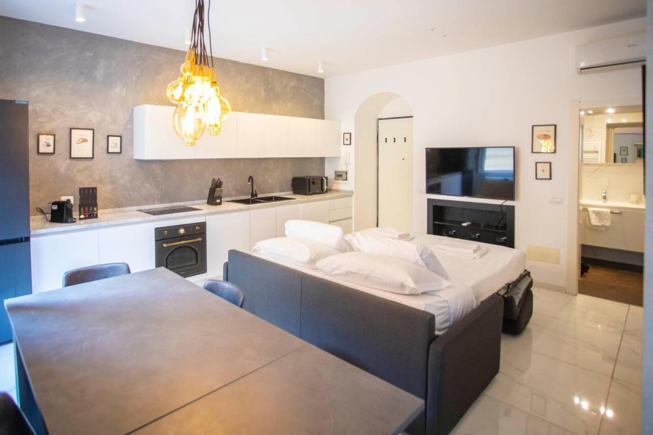 Apartamento Porta Venezia - Design Con Balcone - 55mq Milán